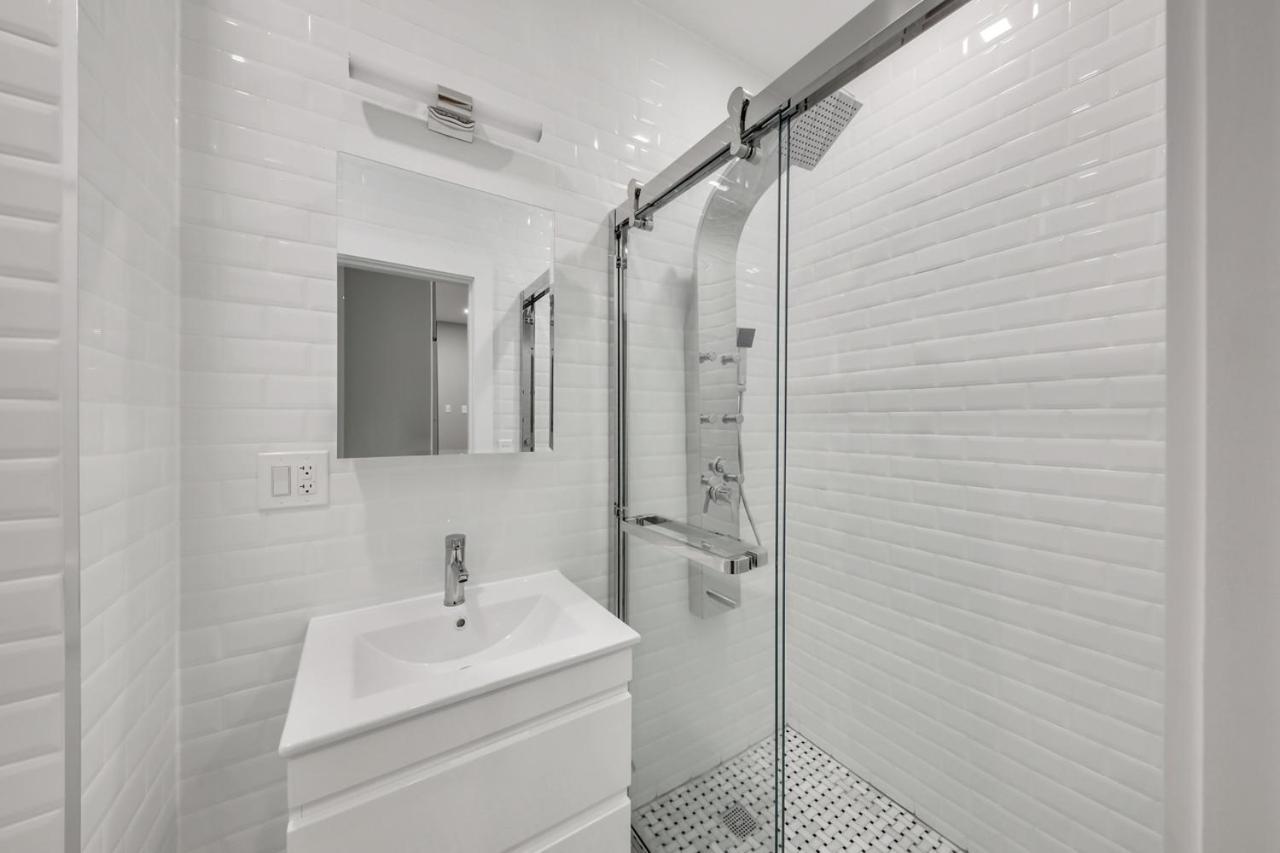 683: Columbus Circle Apartment *